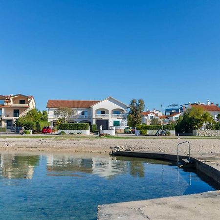 Apartment Robyn On The Beach Srima Exterior photo